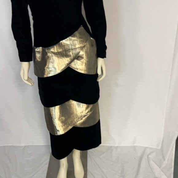 Vintage 80's Hanae Mori velvet and gold lamé dress - Picture 3 of 9